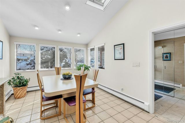 61 Hofstra Drive, Plainview, NY 11803