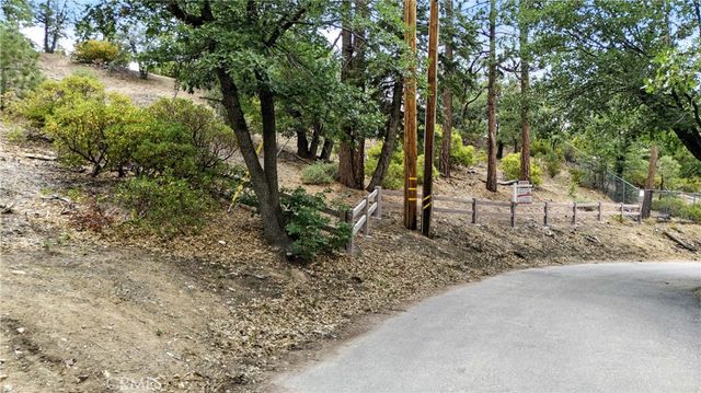 41089 Maryland Road, Big Bear Lake, CA 92315