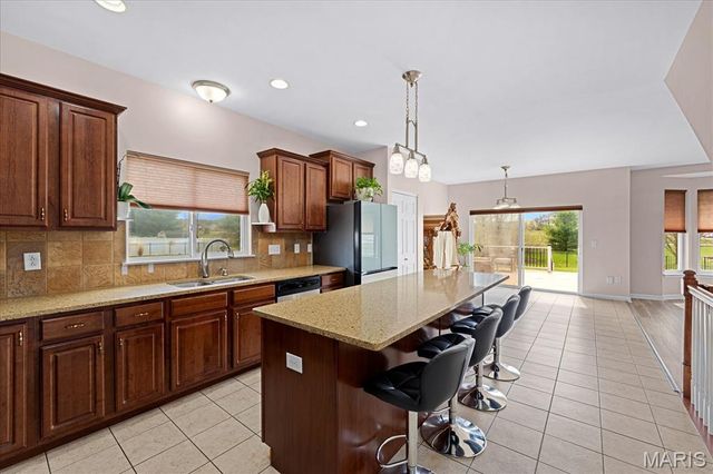 3458 Chippewa Drive, Shiloh, IL 62221