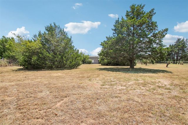 812 Dripping Springs Drive, Edmond, OK 73034