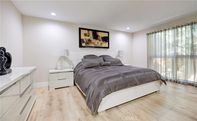 1849 Los Encinos, Glendale, CA 91208