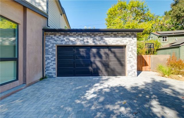 1849 Los Encinos, Glendale, CA 91208