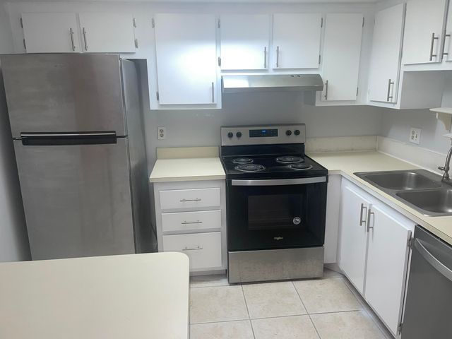 4185 Oak Terrace Drive, Greenacres, FL 33463