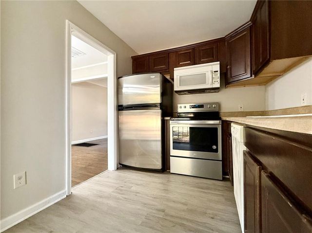 1910 Wildwood Drive, Decatur, GA 30032