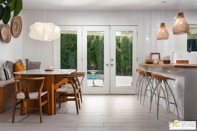 1373 E Madero Circle, Palm Springs, CA 92262