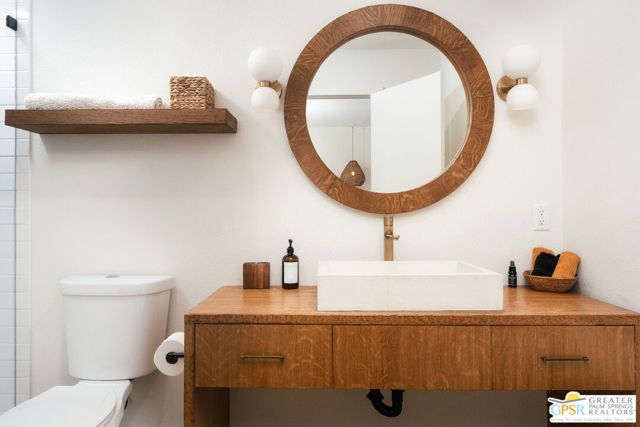 1373 E Madero Circle, Palm Springs, CA 92262