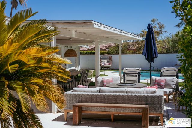 1373 E Madero Circle, Palm Springs, CA 92262