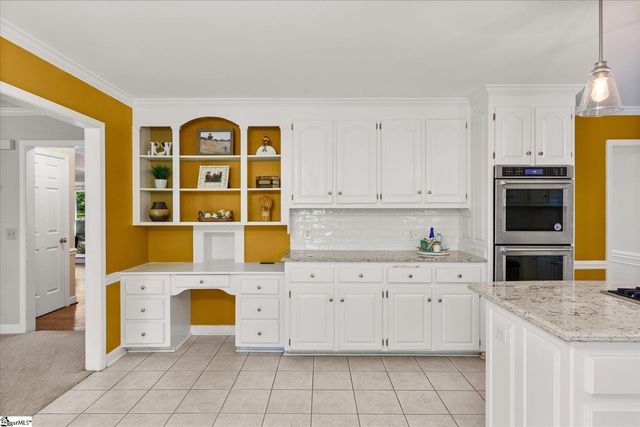 96 W Hackney Road, Greer, SC 29650