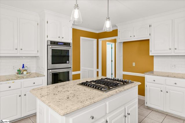 96 W Hackney Road, Greer, SC 29650