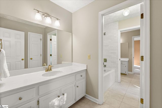 96 W Hackney Road, Greer, SC 29650