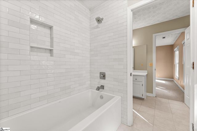 96 W Hackney Road, Greer, SC 29650