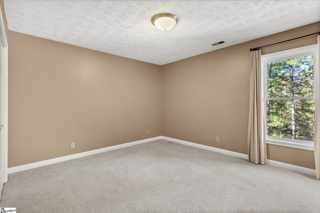 96 W Hackney Road, Greer, SC 29650