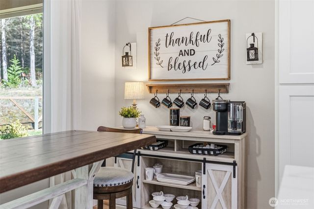 945 Thimbleberry, Castle Rock, WA 98611