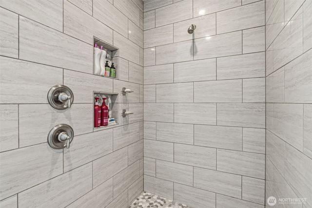 945 Thimbleberry, Castle Rock, WA 98611