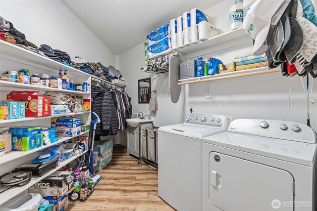 945 Thimbleberry, Castle Rock, WA 98611