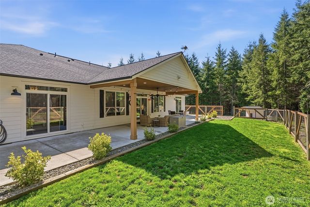 945 Thimbleberry, Castle Rock, WA 98611