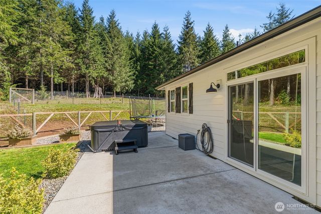 945 Thimbleberry, Castle Rock, WA 98611