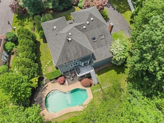 2 Sandpiper Hill, Sharon, MA 02067