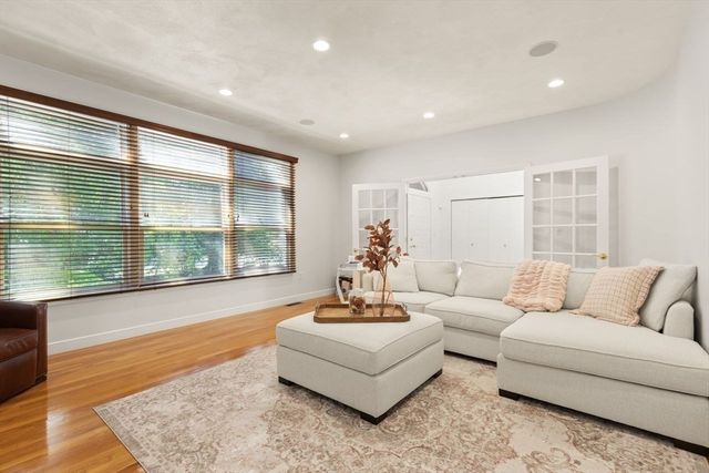 2 Sandpiper Hill, Sharon, MA 02067