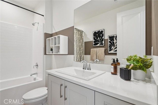 73704 Raphael Drive, Palm Desert, CA 92211