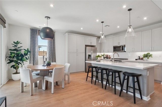 73704 Raphael Drive, Palm Desert, CA 92211