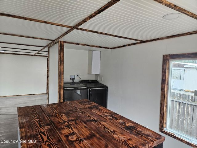 4301 E Maplewood AVE, 30, Post Falls, ID 83854
