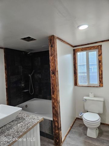 4301 E Maplewood AVE, 30, Post Falls, ID 83854