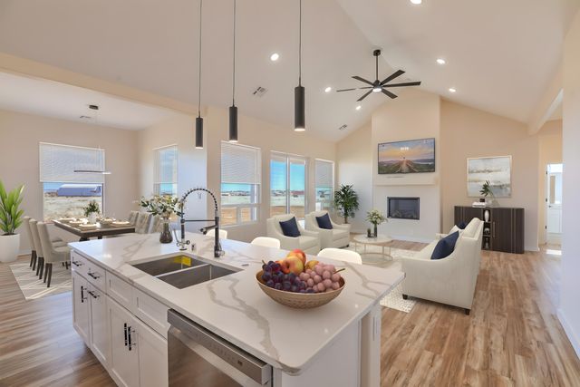 4 Kailey Loop, Edgewood, NM 87015