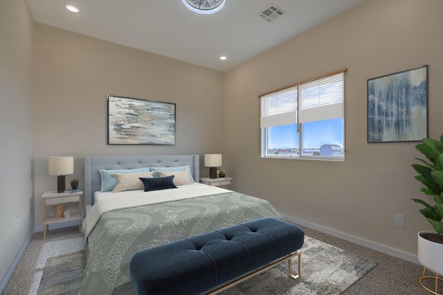 4 Kailey Loop, Edgewood, NM 87015