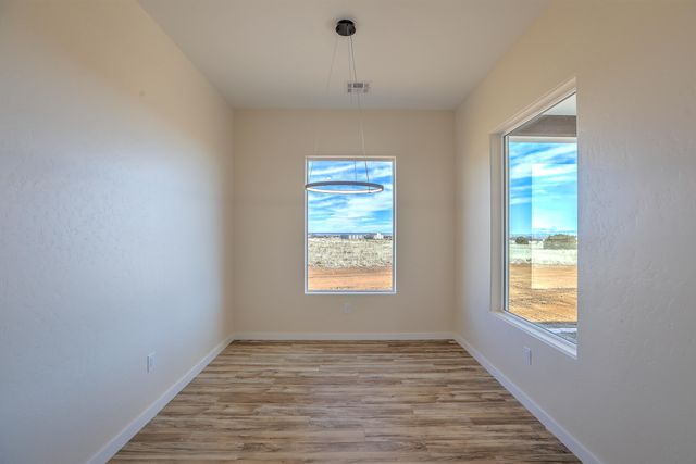 4 Kailey Loop, Edgewood, NM 87015