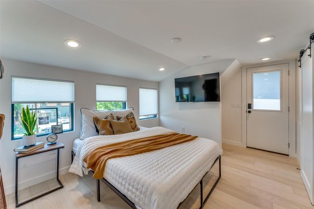 1901 Hamilton Ave, Austin, TX 78702