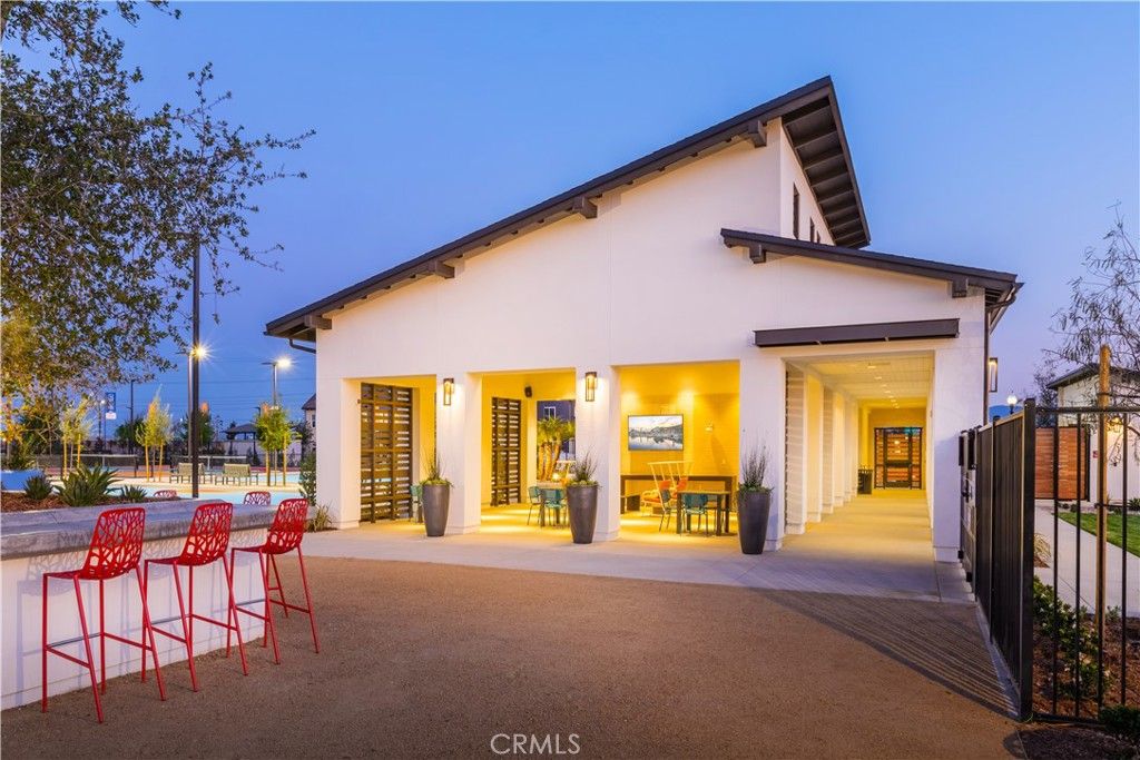 Image 64 of property listing at 4193 S S. LIMECREST PASEO 48, Ontario, CA 91761