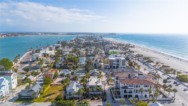 108 14TH AVENUE 2, St Pete Beach, FL 33706