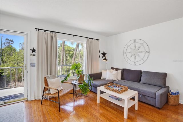 108 14TH AVENUE 2, St Pete Beach, FL 33706