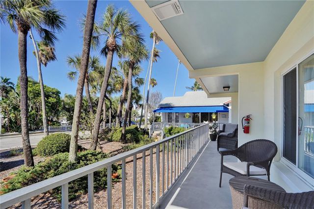 108 14TH AVENUE 2, St Pete Beach, FL 33706