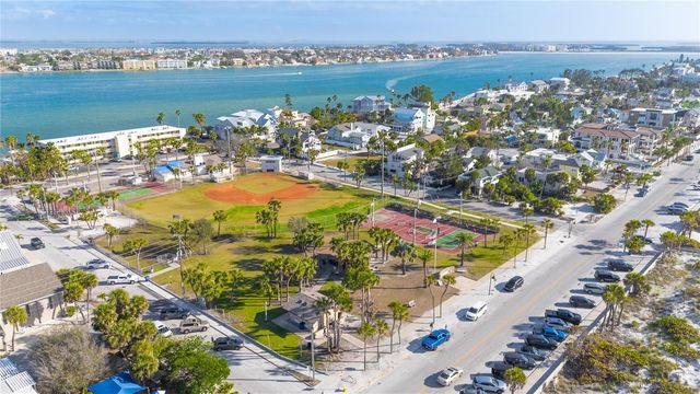 108 14TH AVENUE 2, St Pete Beach, FL 33706