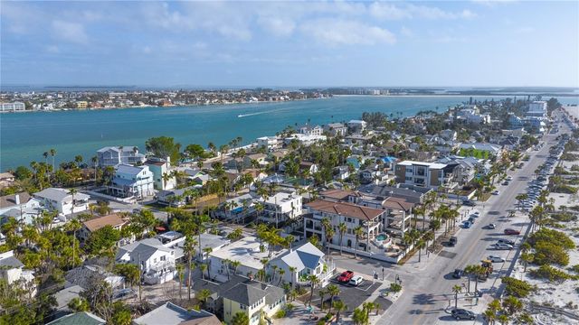 108 14TH AVENUE 2, St Pete Beach, FL 33706