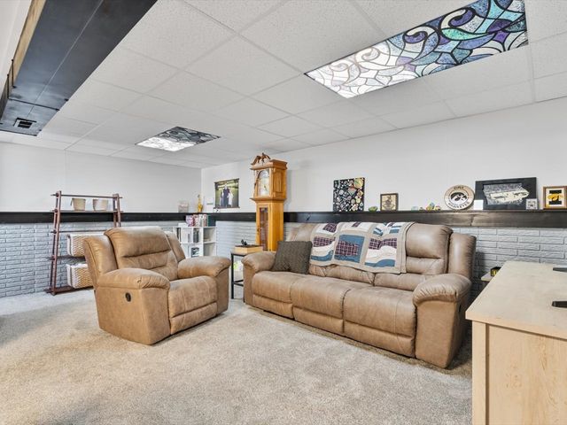 2514 Sheffield Drive, Davenport, IA 52806