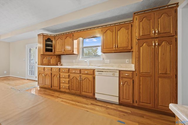 15974 Sanderson Lane, Athens, AL 35613