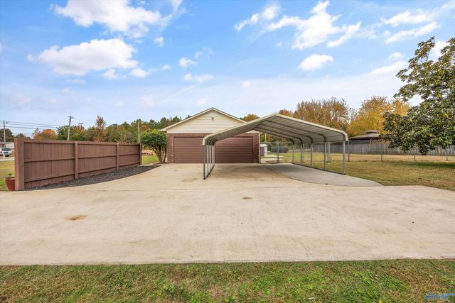 15974 Sanderson Lane, Athens, AL 35613