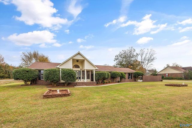 15974 Sanderson Lane, Athens, AL 35613