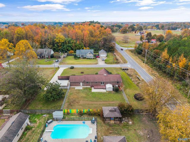 15974 Sanderson Lane, Athens, AL 35613