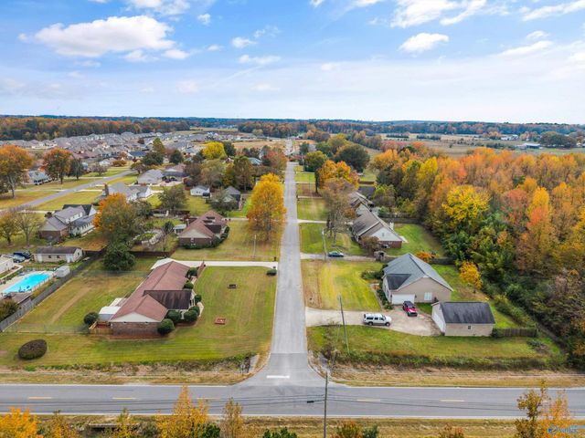 15974 Sanderson Lane, Athens, AL 35613