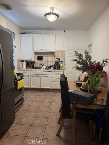 10743 Weigand, Los Angeles, CA 90059