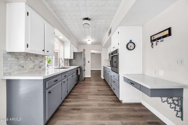 4503 W LAURIE Lane, Glendale, AZ 85302