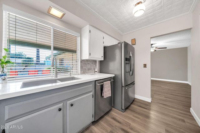 4503 W LAURIE Lane, Glendale, AZ 85302