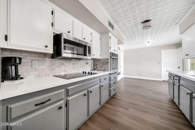 4503 W LAURIE Lane, Glendale, AZ 85302