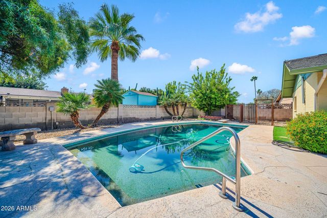 4503 W LAURIE Lane, Glendale, AZ 85302