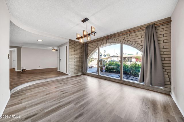 4503 W LAURIE Lane, Glendale, AZ 85302