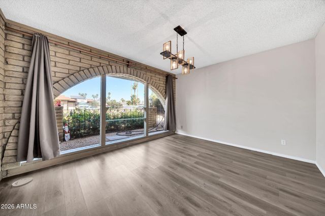 4503 W LAURIE Lane, Glendale, AZ 85302